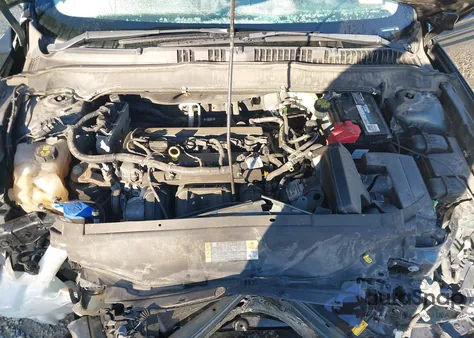 2015 Ford Fusion S z USA, uszkodzony, nr VIN 1FA6P0G75F5116563